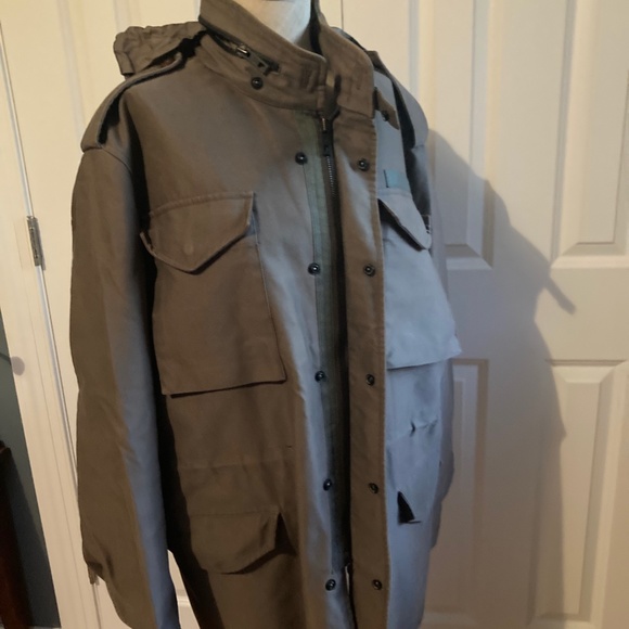 Louis Vuitton Men's Jacket - Picture 4 of 7